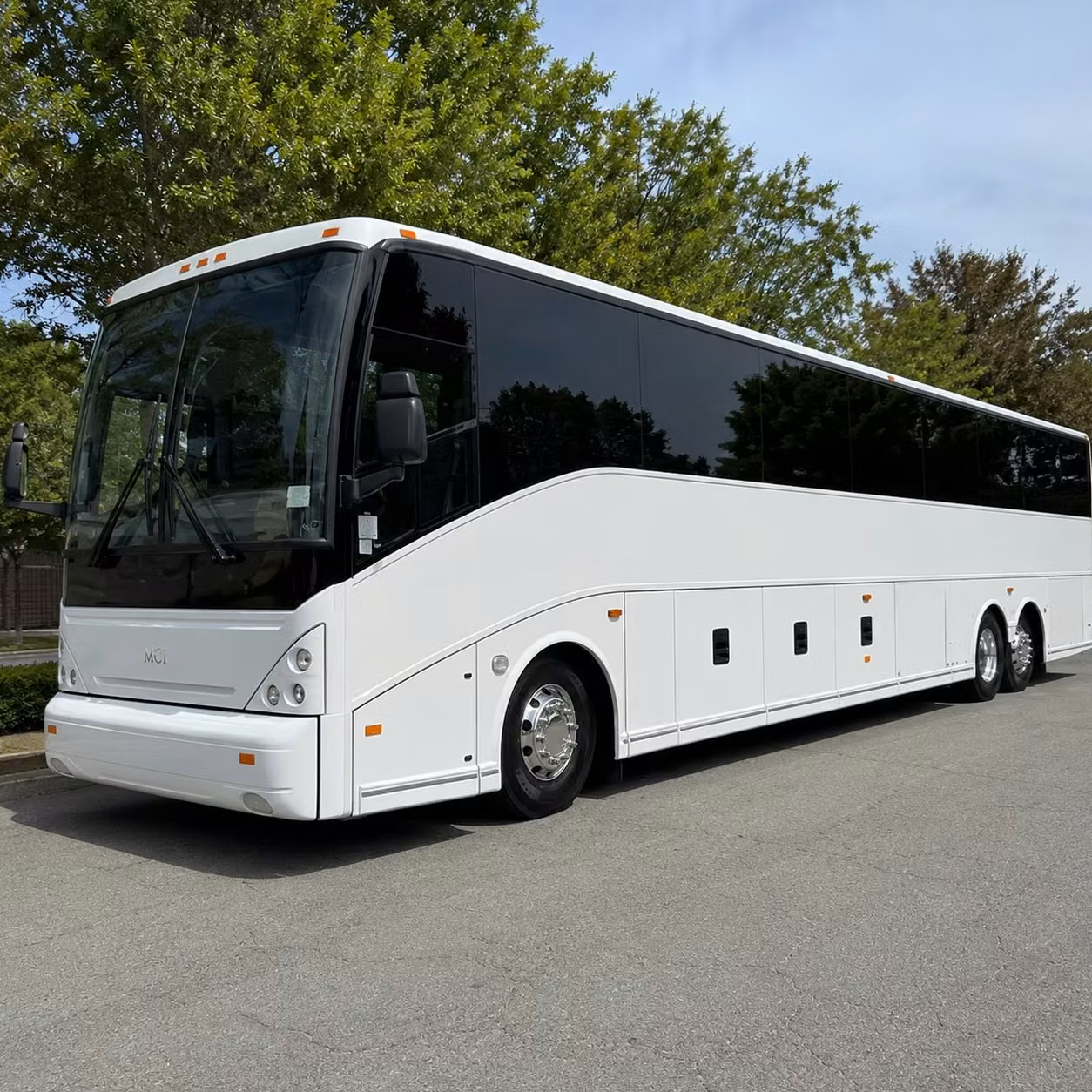 corporate groups flying out of quincy deserve seamless airport transfers