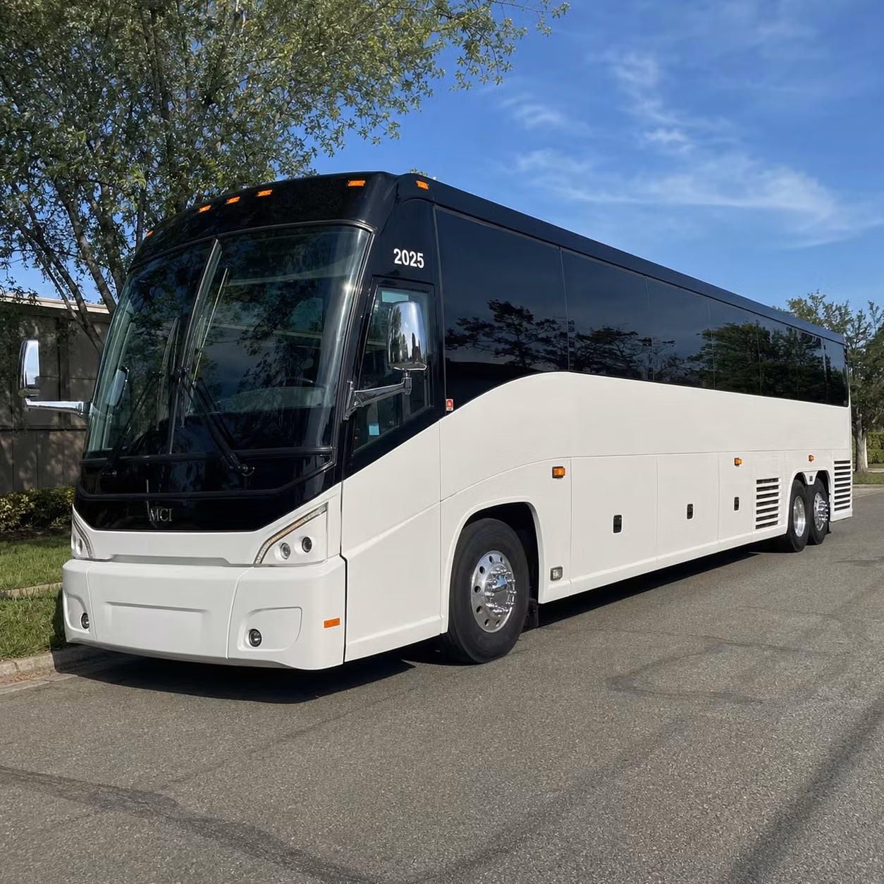 moving student groups and academic teams from quincy on long distance trips
