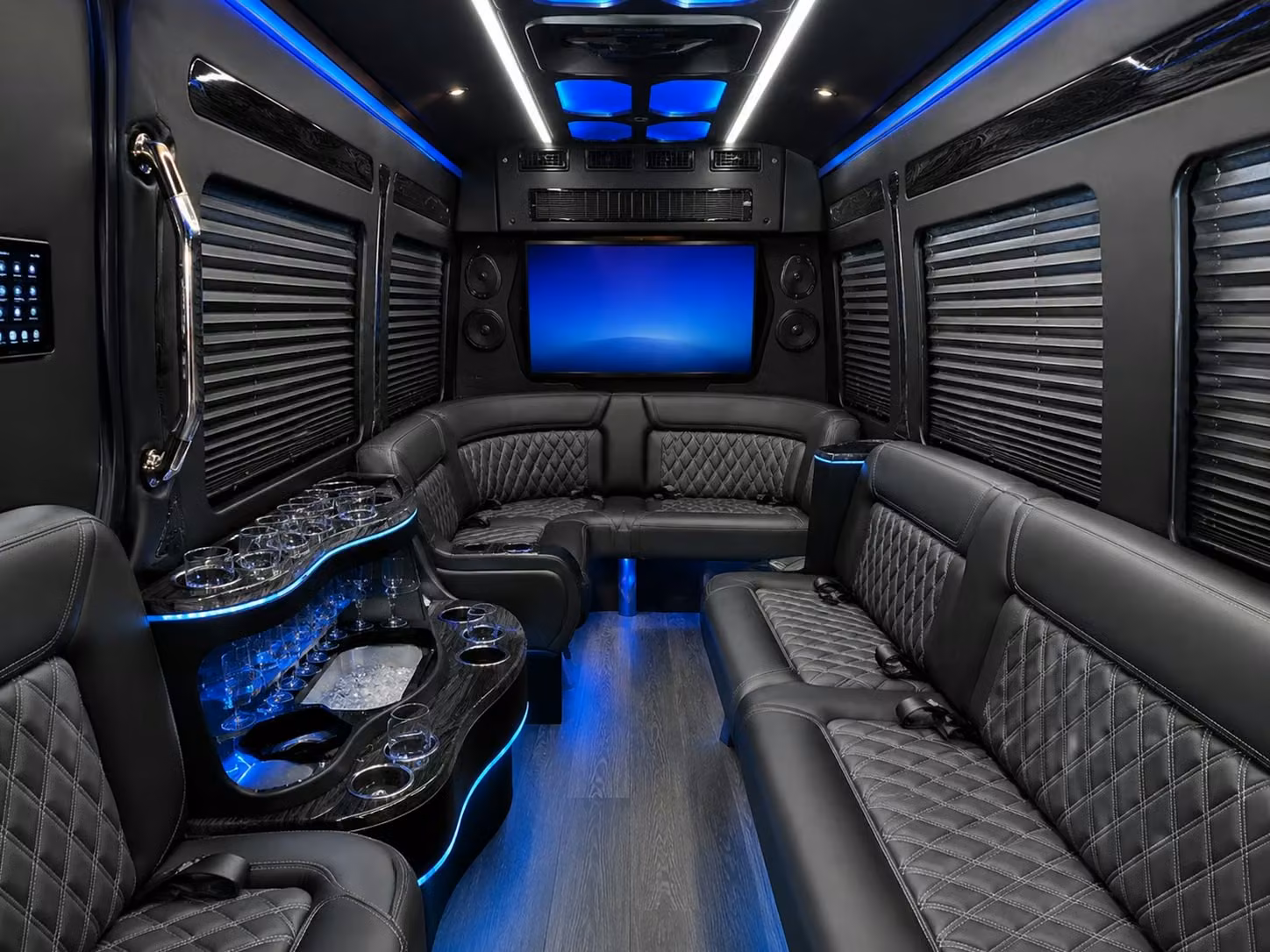 prom homecoming transportation services in quincy