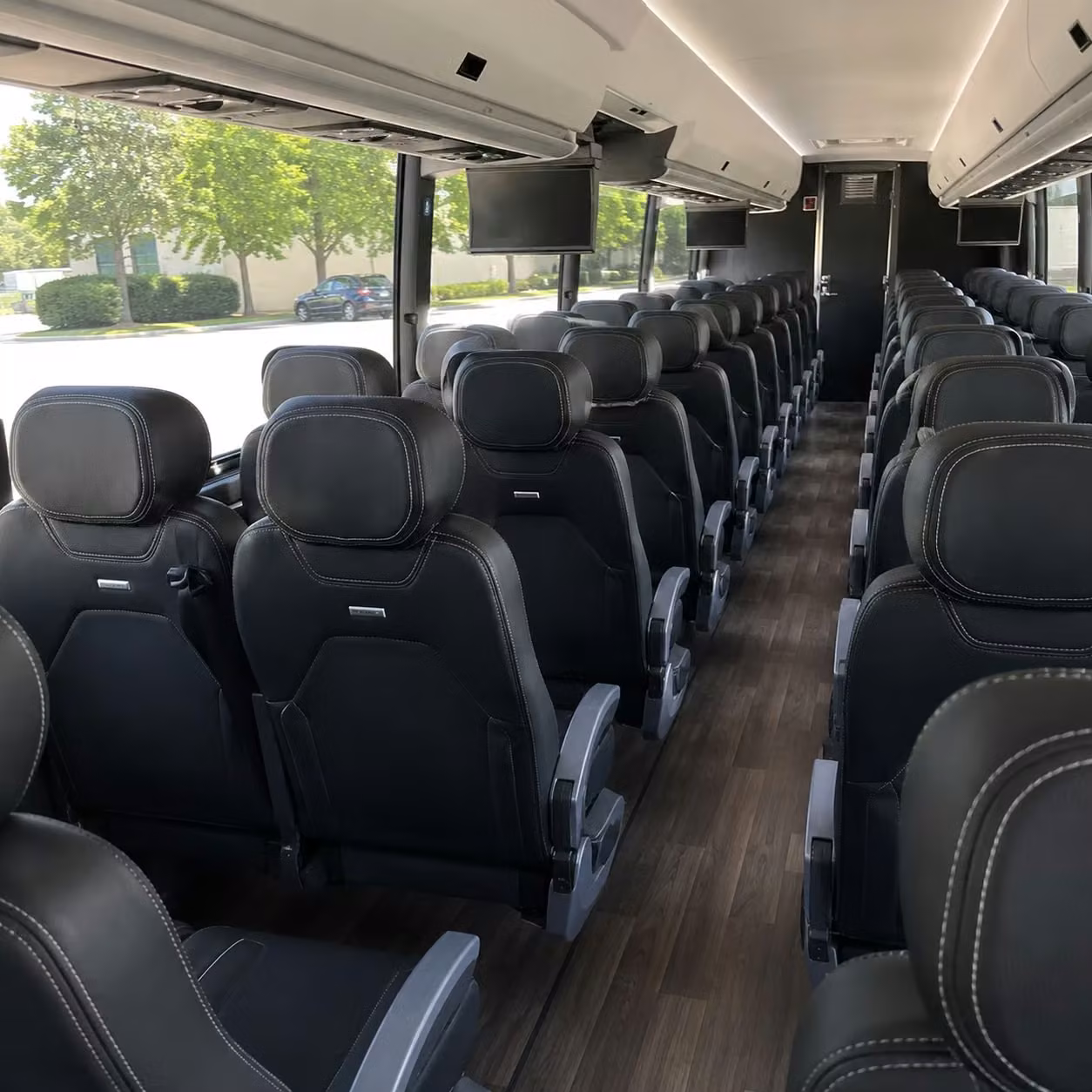 quincy charter bus rentals for school field trips