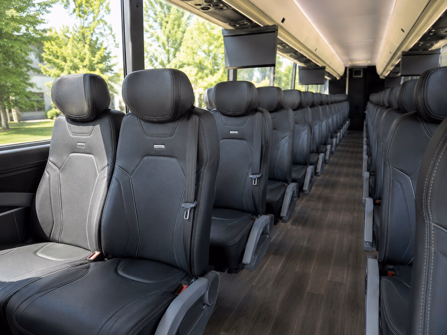 shuttle guests between quincy hotels and your wedding venue without the headache